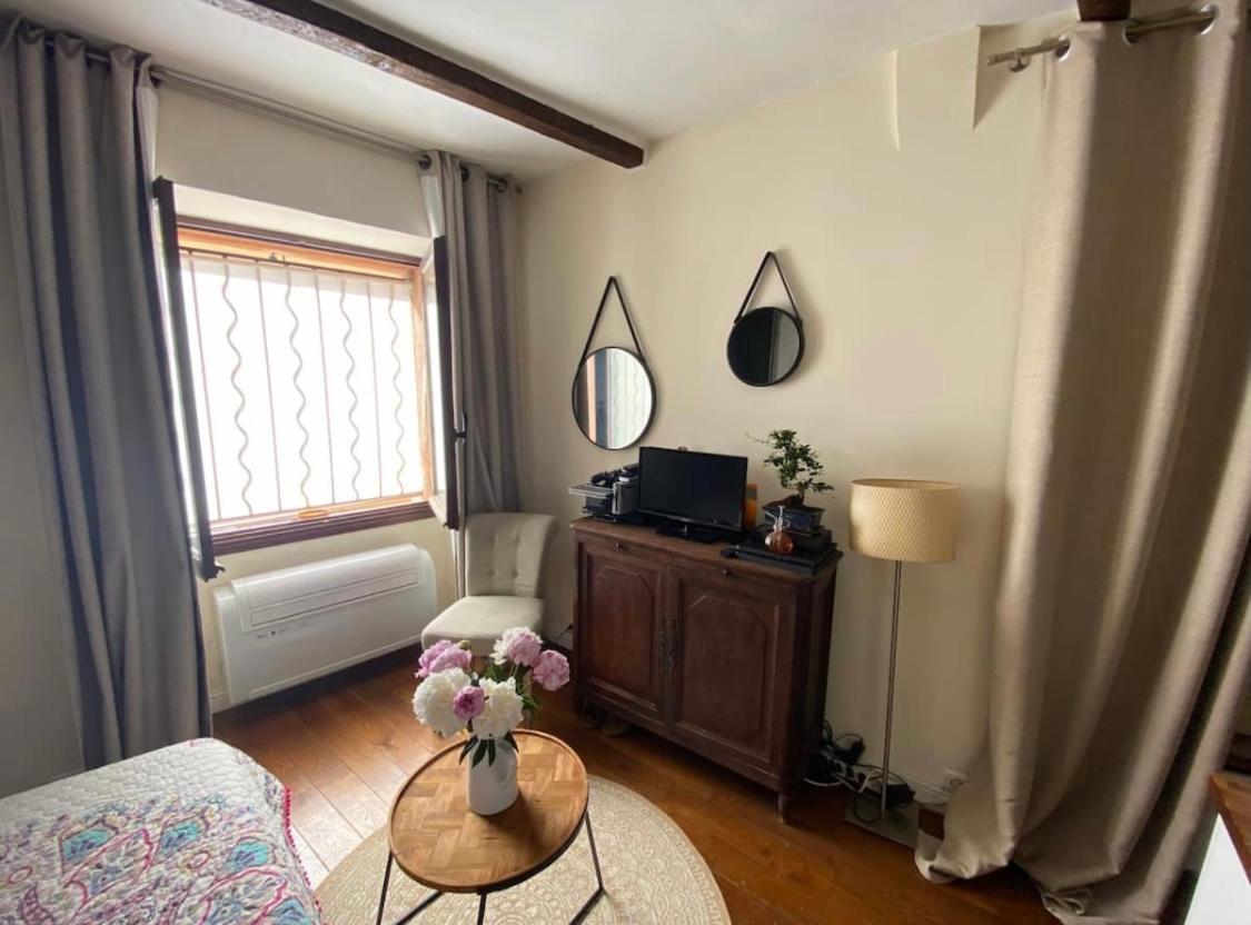 Studio Au Coeur Du Vieil Antibes Exteriör bild
